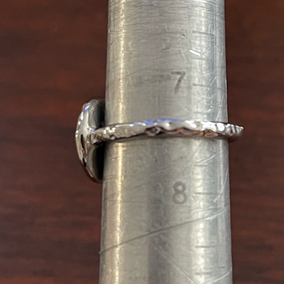 Compass north south west east silver tone size 7.5 ring - Picture 7 of 8